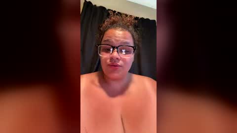missophelia420 online show from June 24, 2026, 8:19 pm