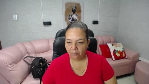 Penelope online show from January 14, 2025, 11:42 am