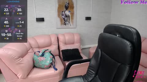 Penelope online show from March 12, 2025, 12:04 pm