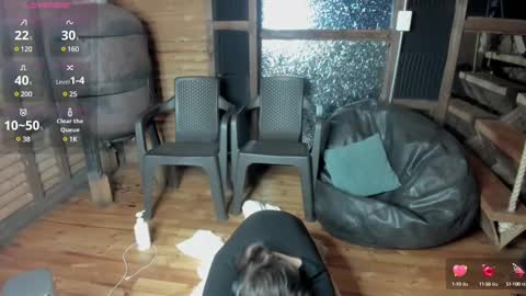 sarah online show from March 5, 2025, 6:54 am