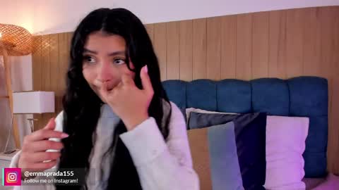 Emma Prada online show from April 6, 2026, 11:55 am