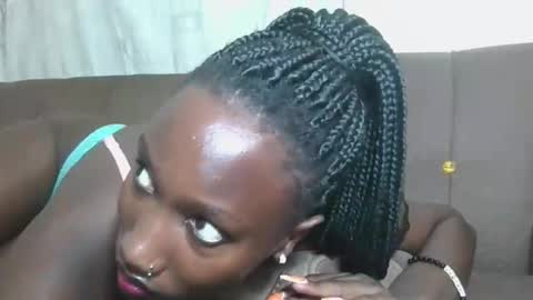 pretty gal online show from November 1, 2025, 10:56 pm