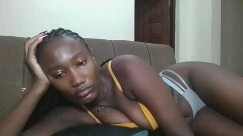 pretty gal online show from April 6, 2026, 4:41 pm