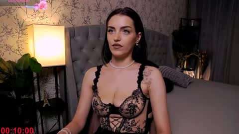 Emily online show from June 8, 2026, 1:28 am