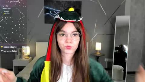 Snapshot of misss_evelyne chatting on December 20, 2025, 3:35 am misss_evelyne online show from December 20, 2025, 3:35 am