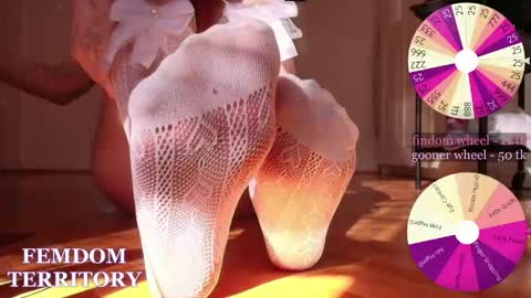 Misss Lola Angel online show from May 5, 2026, 2:47 pm