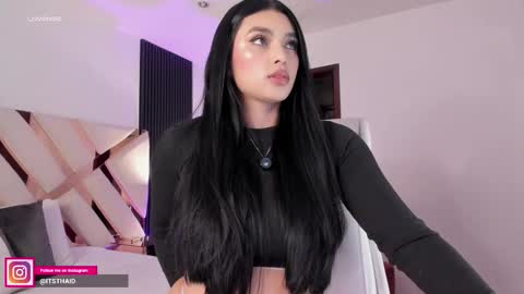 Fernanda Davila online show from February 17, 2026, 10:27 pm