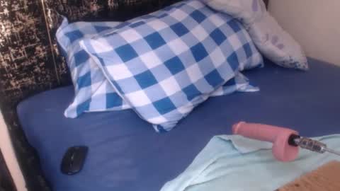 missthighsohmy online show from November 30, 2025, 3:54 am