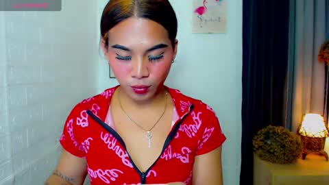 misstrishontop online show from February 10, 2025, 4:04 pm