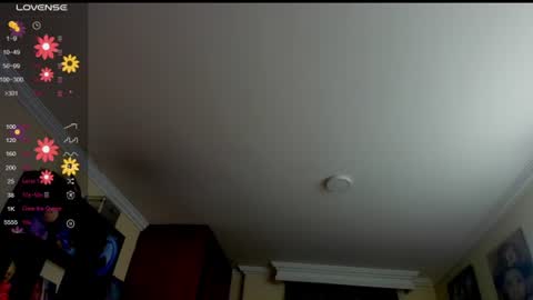 Snapshot of missvalery1 chatting on June 13, 2026, 1:09 pm missvalery1 online show from June 13, 2026, 1:09 pm