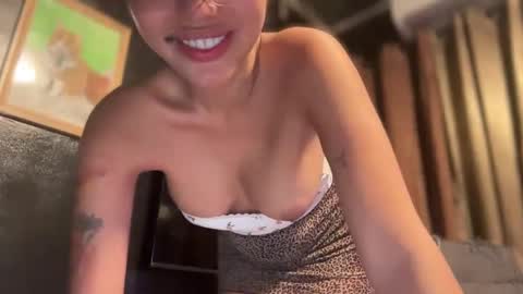 Divine Olga  online show from January 9, 2025, 10:20 pm