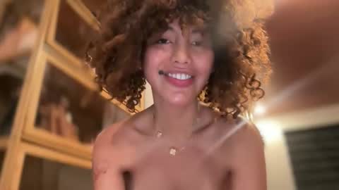 Divine Olga  online show from March 6, 2026, 4:09 am