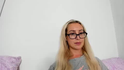 Snapshot of missy_matrix chatting on May 30, 2026, 12:35 pm Missy matrix online show from May 30, 2026, 12:35 pm