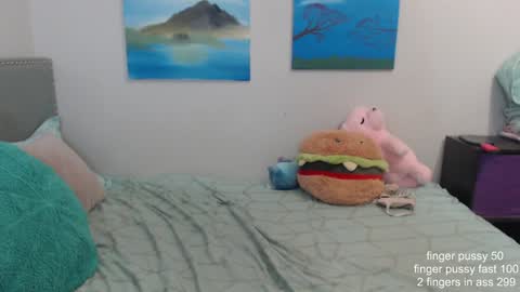 Snapshot of missyinpinkk chatting on January 10, 2025, 4:54 am Missy online show from January 10, 2025, 4:54 am