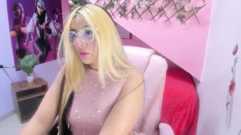 missylove303av online show from October 23, 2025, 3:00 pm