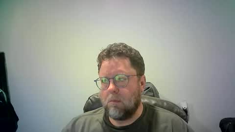 Mr. Happy online show from November 2, 2025, 4:59 am