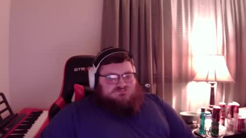 Snapshot of mistermac935 chatting on December 7, 2024, 5:15 am mistermac935 online show from December 7, 2024, 5:15 am