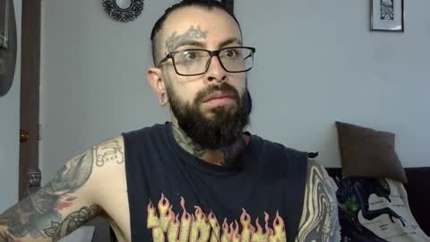 misternocturne online show from September 13, 2025, 3:23 pm