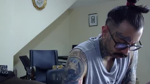 misternocturne online show from December 2, 2025, 2:12 pm