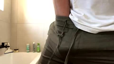 Snapshot of misterxy567 chatting on July 3, 2026, 1:39 pm misterxy567 online show from July 3, 2026, 1:39 pm