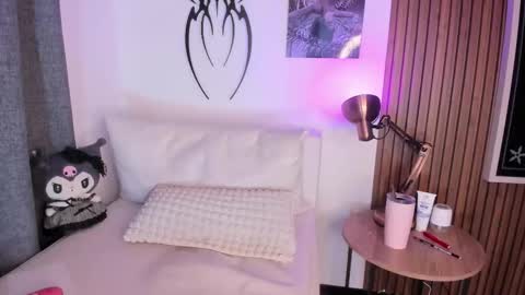 misticred online show from March 14, 2026, 4:40 am