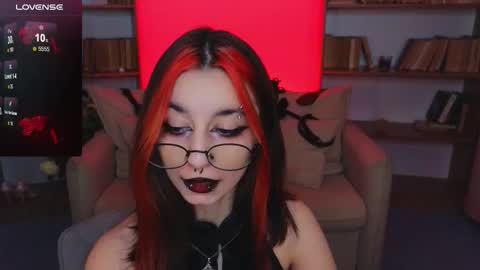 Marcelline online show from November 26, 2025, 9:43 am