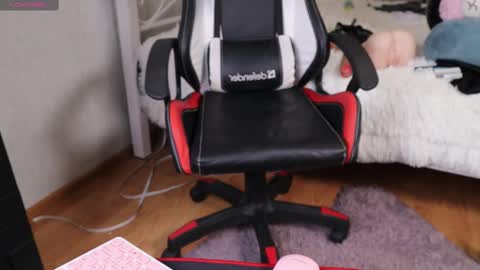 mistress_adel online show from March 4, 2025, 4:38 am