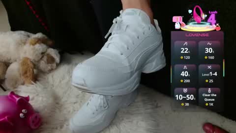 Snapshot of mistress_angelina777 chatting on September 27, 2025, 9:09 pm mistress_angelina777 online show from September 27, 2025, 9:09 pm