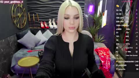 Darsy online show from March 3, 2025, 8:00 pm