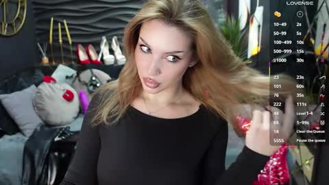 Darsy online show from October 14, 2025, 1:56 pm