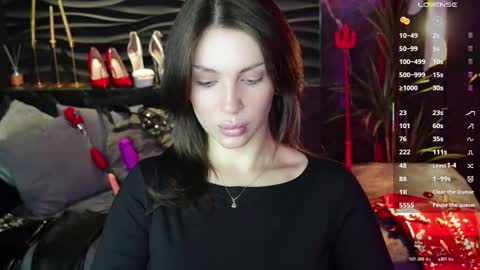 Darsy online show from October 21, 2025, 1:45 pm