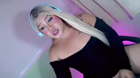 mistress_marta69 online show from November 24, 2025, 8:52 pm