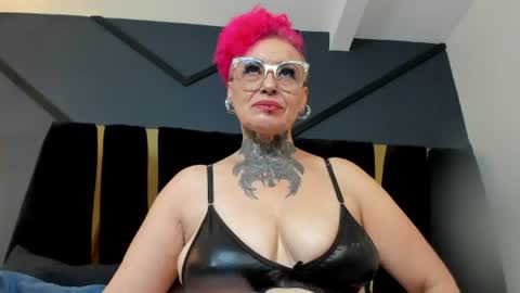 Sandy Mistress  online show from June 15, 2026, 8:44 pm