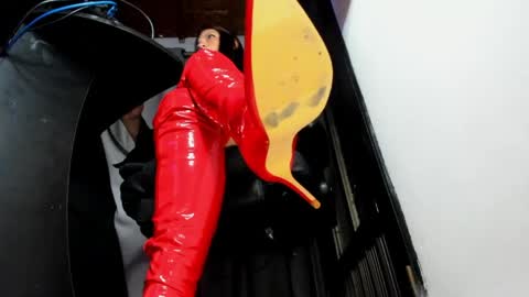 Snapshot of mistressanna_ chatting on May 5, 2026, 1:13 am Mistress Anna Alves online show from May 5, 2026, 1:13 am