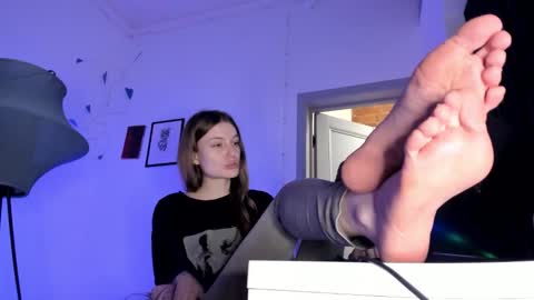 mistresselizy online show from January 7, 2026, 2:19 pm