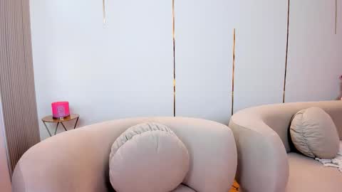 mistresskennya online show from October 30, 2025, 6:30 pm