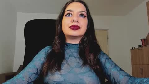 Snapshot of mistressmichelle5 chatting on September 12, 2025, 11:54 am YourGoddessM online show from September 12, 2025, 11:54 am