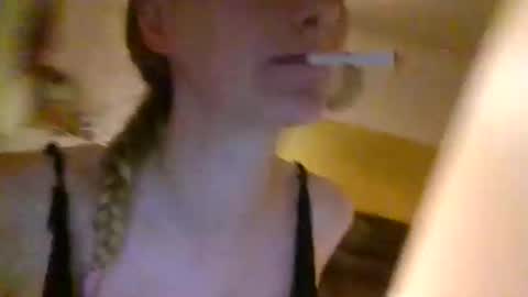 Snapshot of mistressmilly32 chatting on May 10, 2026, 9:31 pm mistressmilly32 online show from May 10, 2026, 9:31 pm