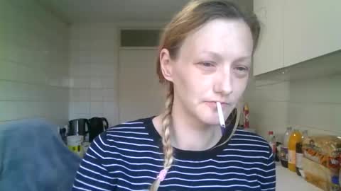 Snapshot of mistressmilly32 chatting on May 22, 2026, 9:04 am mistressmilly32 online show from May 22, 2026, 9:04 am