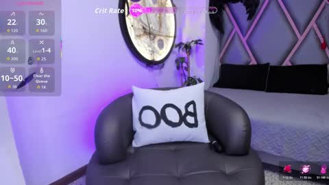 Snapshot of misty_rossi chatting on October 17, 2025, 12:19 pm Catalina online show from October 17, 2025, 12:19 pm