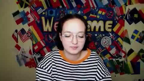 Snapshot of mistyrosee chatting on October 24, 2025, 1:29 pm Aria online show from October 24, 2025, 1:29 pm