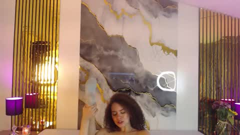 Mtica Brennet online show from January 7, 2026, 4:15 am