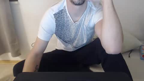 Mitsch online show from January 1, 2025, 9:41 pm