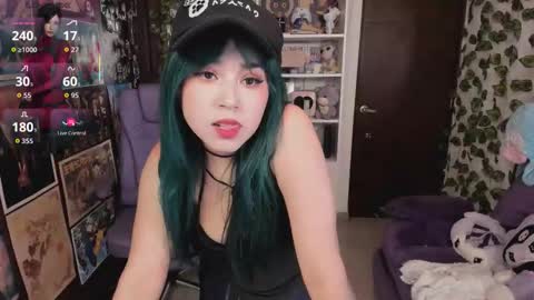 Emili online show from March 13, 2026, 2:07 am