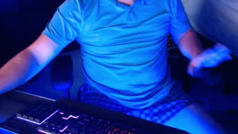 mixedasianforever online show from January 7, 2026, 5:37 pm