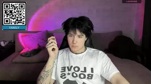 MeowMiku online show from October 3, 2025, 7:11 pm