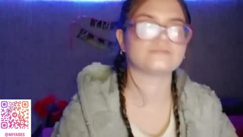 Snapshot of miyabe chatting on November 4, 2025, 5:23 pm Milana online show from November 4, 2025, 5:23 pm