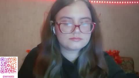 Snapshot of miyabe chatting on November 12, 2025, 3:18 am Milana online show from November 12, 2025, 3:18 am