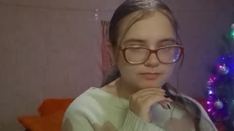 Snapshot of miyabe chatting on January 12, 2026, 3:23 am Milana online show from January 12, 2026, 3:23 am