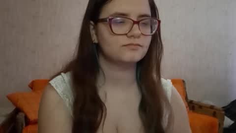 Snapshot of miyabe chatting on February 5, 2026, 7:13 am Milana online show from February 5, 2026, 7:13 am